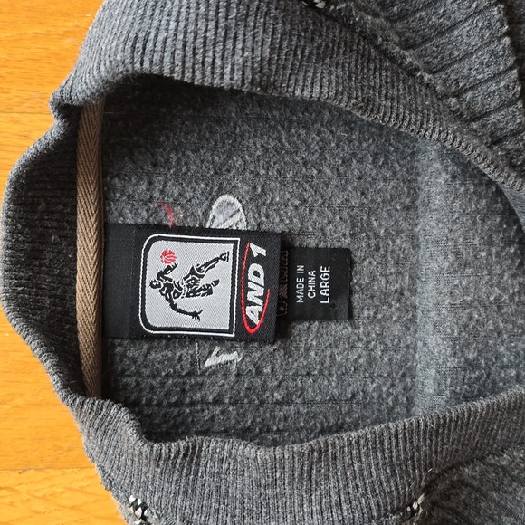 Men's AND 1 Gray Sweatshirt- L - Picture 3 of 6